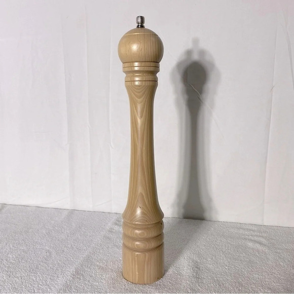 Vintage Trudeau 16” Blonde Wood Pepper Grinder Pepper Mill - Picture 5 of 14